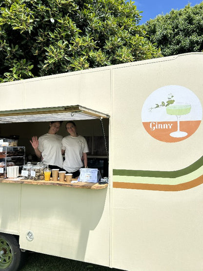 All Night Long – 5 Hour Full Service Caravan Bar