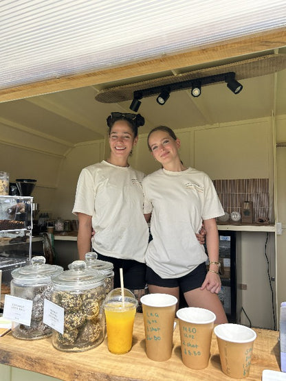 All Night Long – 5 Hour Full Service Caravan Bar